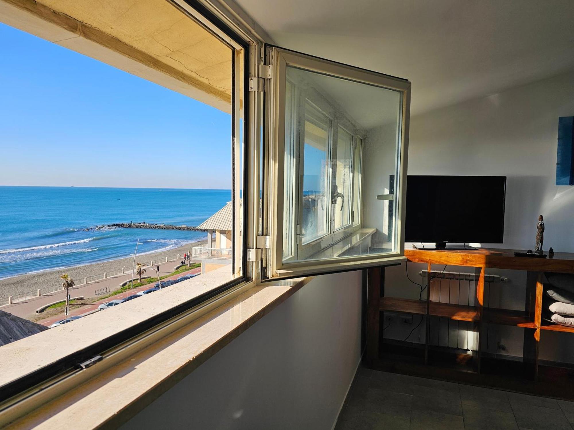 Ferienwohnung Attico Granelli Di Sabbia Lido di Ostia Exterior foto