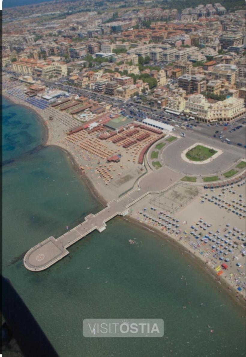 Ferienwohnung Attico Granelli Di Sabbia Lido di Ostia Exterior foto