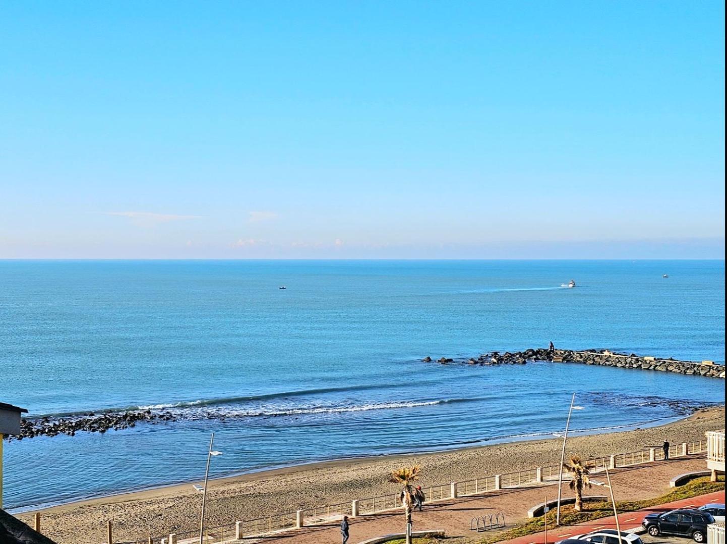 Ferienwohnung Attico Granelli Di Sabbia Lido di Ostia Exterior foto